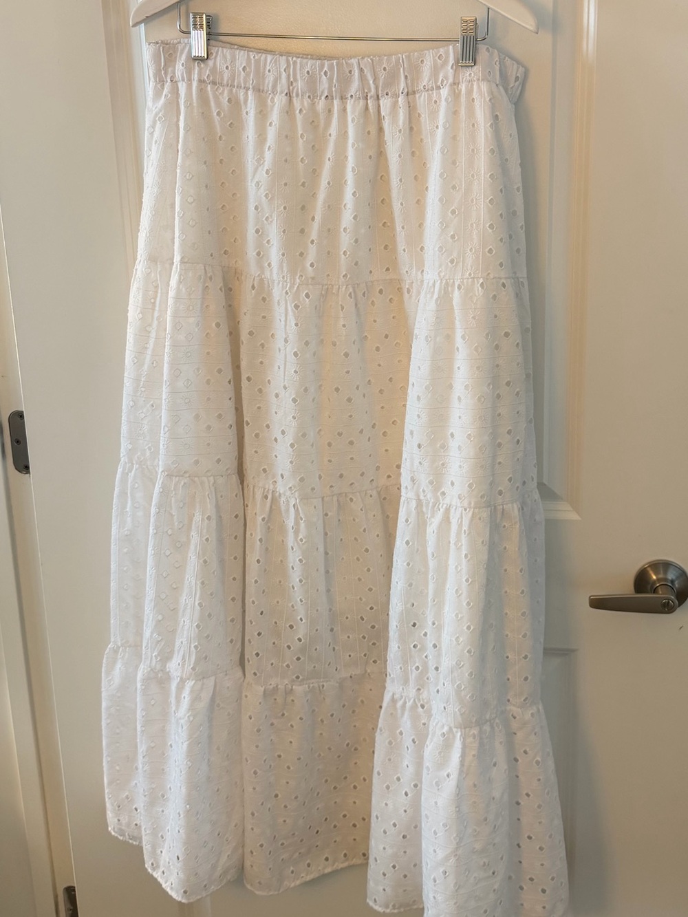 Belk White Tiered Eyelet Maxi Skirt - XL